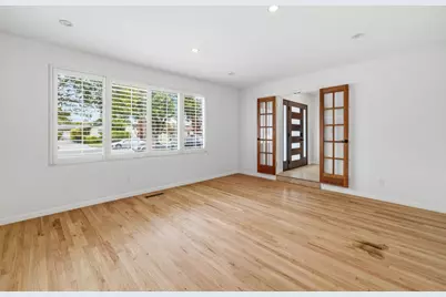 739 Bellarmine Dr, Salinas, CA 93901 - Photo 4