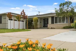 739 Bellarmine Dr, Salinas, CA 93901 - Photo 1