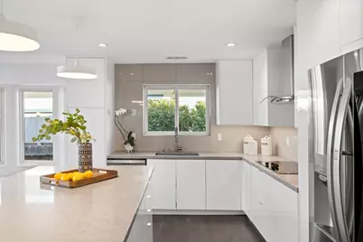 953 Lupin Way, San Carlos, CA 94070 - Photo 12