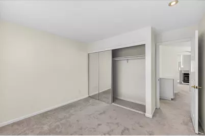 545 Mill River Ln, San Jose, CA 95134 - Photo 32