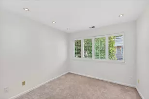 545 Mill River Ln, San Jose, CA 95134 - Photo 28