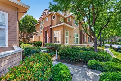 545 Mill River Ln, San Jose, CA 95134 - Photo 4