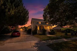 860 N 19th St, San Jose, CA 95112 - Photo 2