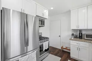 1104 Ebener St, Redwood City, CA 94061 - Photo 32
