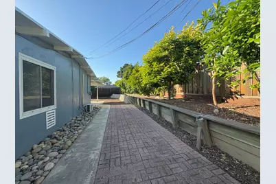 160 Roswell, Milpitas, CA 95035 - Photo 18