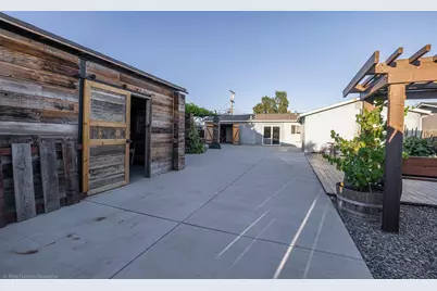 750 El Camino Paraiso, Hollister, CA 95023 - Photo 36