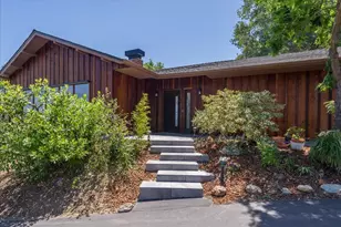 365 Alamos Rd, Portola Valley, CA 94028 - Photo 2