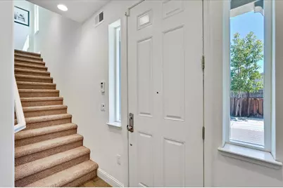 4563 Huntington Ln, San Jose, CA 95136 - Photo 2