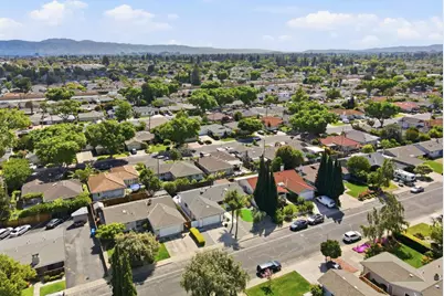 1355 Buchanan Dr, Santa Clara, CA 95051 - Photo 44