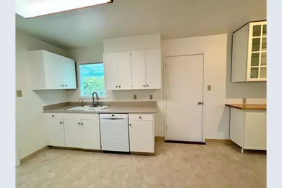 1647 Nilda Ave, Mountain View, CA 94040 - Photo 10