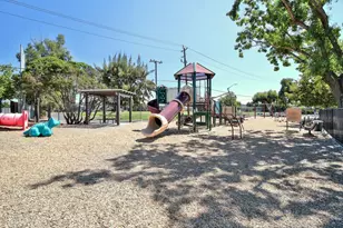 702 Fiesta Dr, San Mateo, CA 94403 - Photo 54
