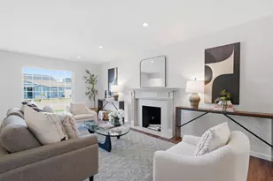 702 Fiesta Dr, San Mateo, CA 94403 - Photo 8