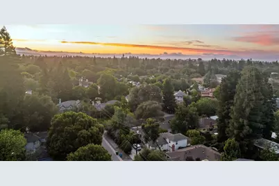 723 Gilbert Ave, Menlo Park, CA 94025 - Photo 62