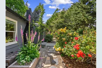 723 Gilbert Ave, Menlo Park, CA 94025 - Photo 4