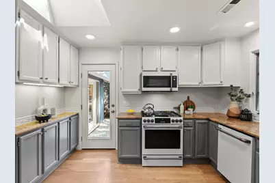 723 Gilbert Ave, Menlo Park, CA 94025 - Photo 28