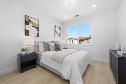 321 Santa Diana Ter, Sunnyvale, CA 94085 - Photo 8