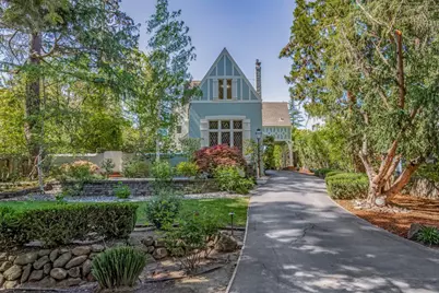 641 Crescent Ave, San Mateo, CA 94402 - Photo 1