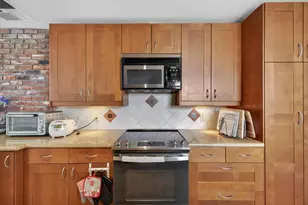 251 La Mesa Dr, Salinas, CA 93901 - Photo 8