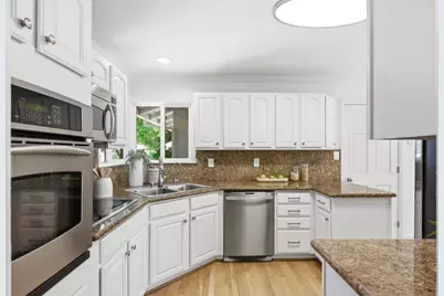 1529 Willowgate Dr, San Jose, CA 95118 - Photo 14