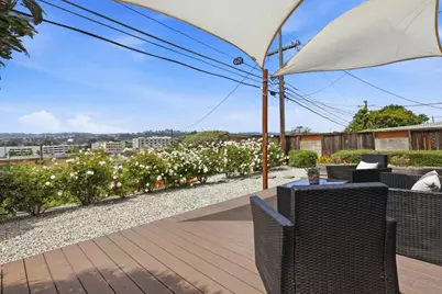 1071 Sunnyside Dr, South San Francisco, CA 94080 - Photo 18