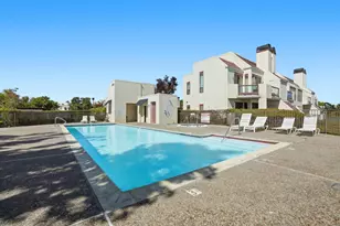 126 Shorebird Cir, Redwood City, CA 94065 - Photo 28