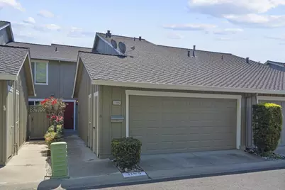 1105 Sprague Ln, Foster City, CA 94404 - Photo 2