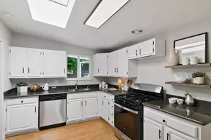 1605 Roberta Dr, San Mateo, CA 94403 - Photo 4