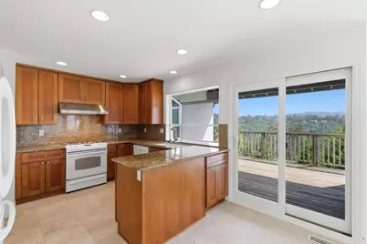 1392 Bel Aire Rd, San Mateo, CA 94402 - Photo 10