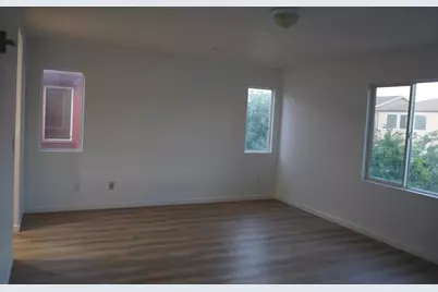 237 Tuscany Ave, Greenfield, CA 93927 - Photo 12