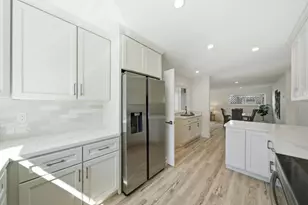 273 Cedar St, San Carlos, CA 94070 - Photo 12