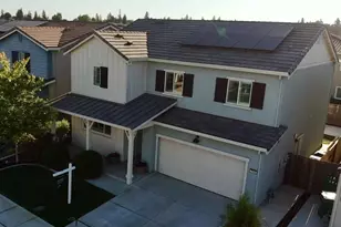 1946 Pollock Wy, Lodi, CA 95242 - Photo 1