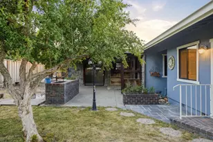 1301 Highland Dr, Hollister, CA 95023 - Photo 34