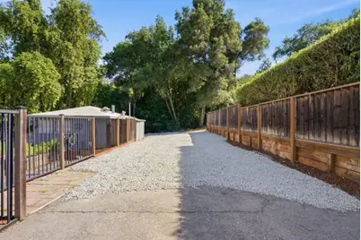 365 Pennsylvania Ave, Los Gatos, CA 95030 - Photo 70