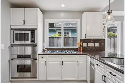 405 Kelly Ave, Half Moon Bay, CA 94019 - Photo 20