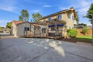 385 Carmelita Dr, Mountain View, CA 94040 - Photo 42