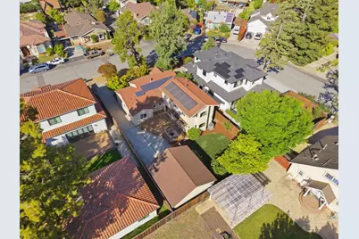 385 Carmelita Dr, Mountain View, CA 94040 - Photo 50