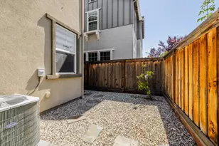889 Barney Common, Livermore, CA 94551 - Photo 32