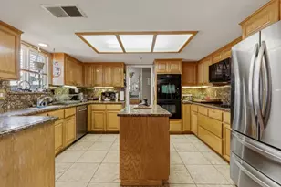 38780 Dinosaur Point Rd, Hollister, CA 95023 - Photo 6