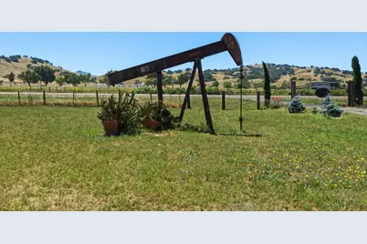 38780 Dinosaur Point Rd, Hollister, CA 95023 - Photo 28