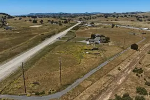 38780 Dinosaur Point Rd, Hollister, CA 95023 - Photo 26