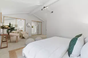 20661 Oak Creek Ln, Saratoga, CA 95070 - Photo 16
