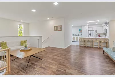 223 William Manly St 1, San Jose, CA 95136 - Photo 8