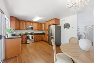301 Martinvale Ln, San Jose, CA 95119 - Photo 6