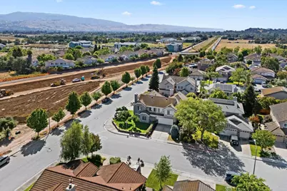 15435 La Jolla Dr, Morgan Hill, CA 95037 - Photo 46