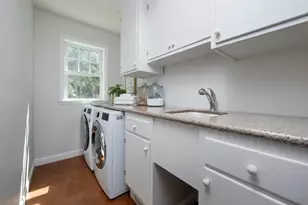 1455 Cabrillo Ave, Burlingame, CA 94010 - Photo 14