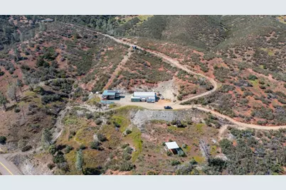 17997 Del Puerto Canyon Rd, Patterson, CA 95363 - Photo 2