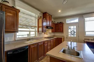 17997 Del Puerto Canyon Rd, Patterson, CA 95363 - Photo 14