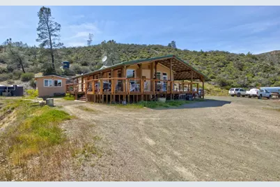 17997 Del Puerto Canyon Rd, Patterson, CA 95363 - Photo 28
