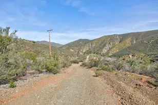 17997 Del Puerto Canyon Rd, Patterson, CA 95363 - Photo 32