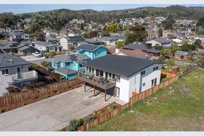 355 Avenue Alhambra, El Granada, CA 94018 - Photo 12